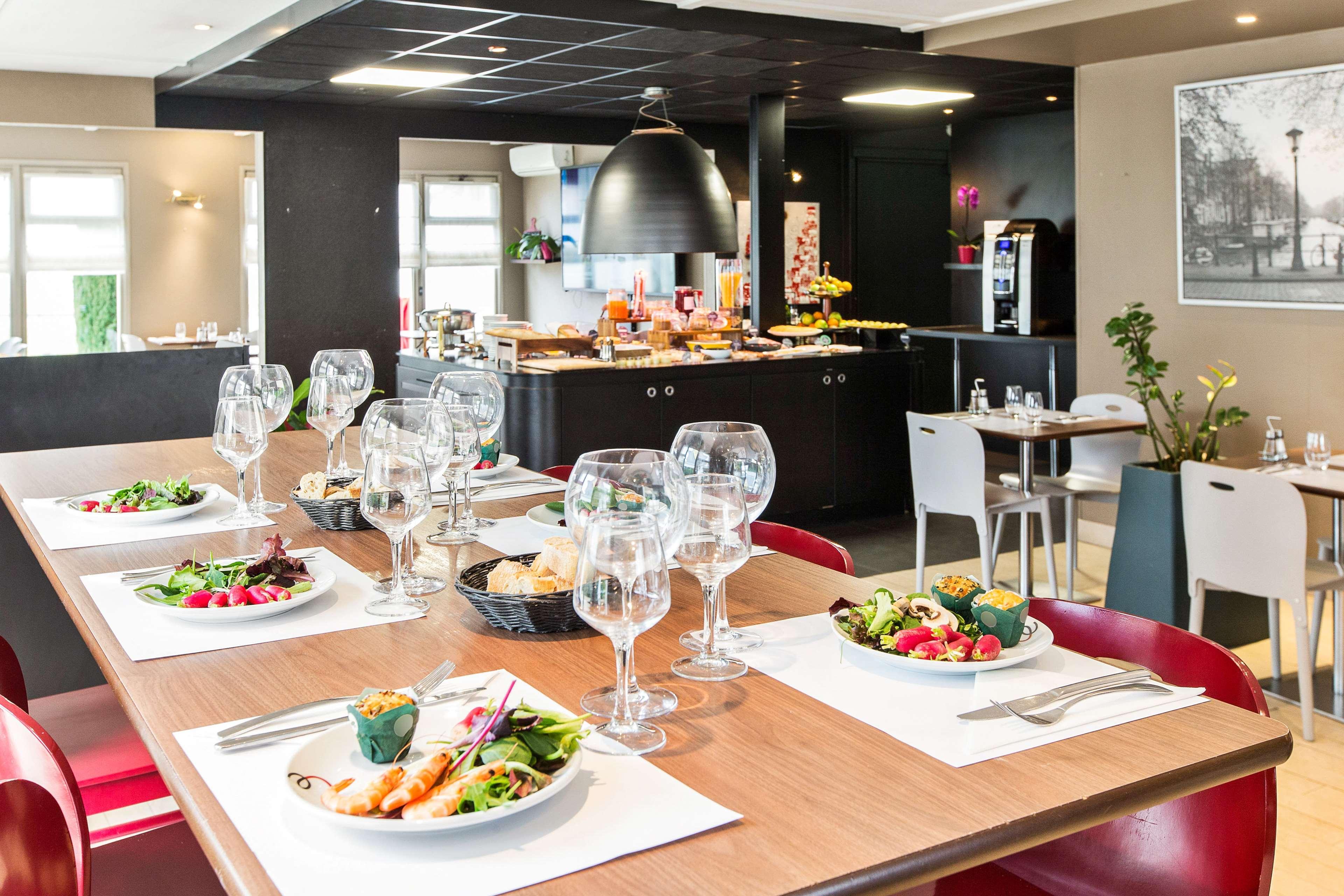 Hotel Campanile Guéret Zewnętrze zdjęcie
