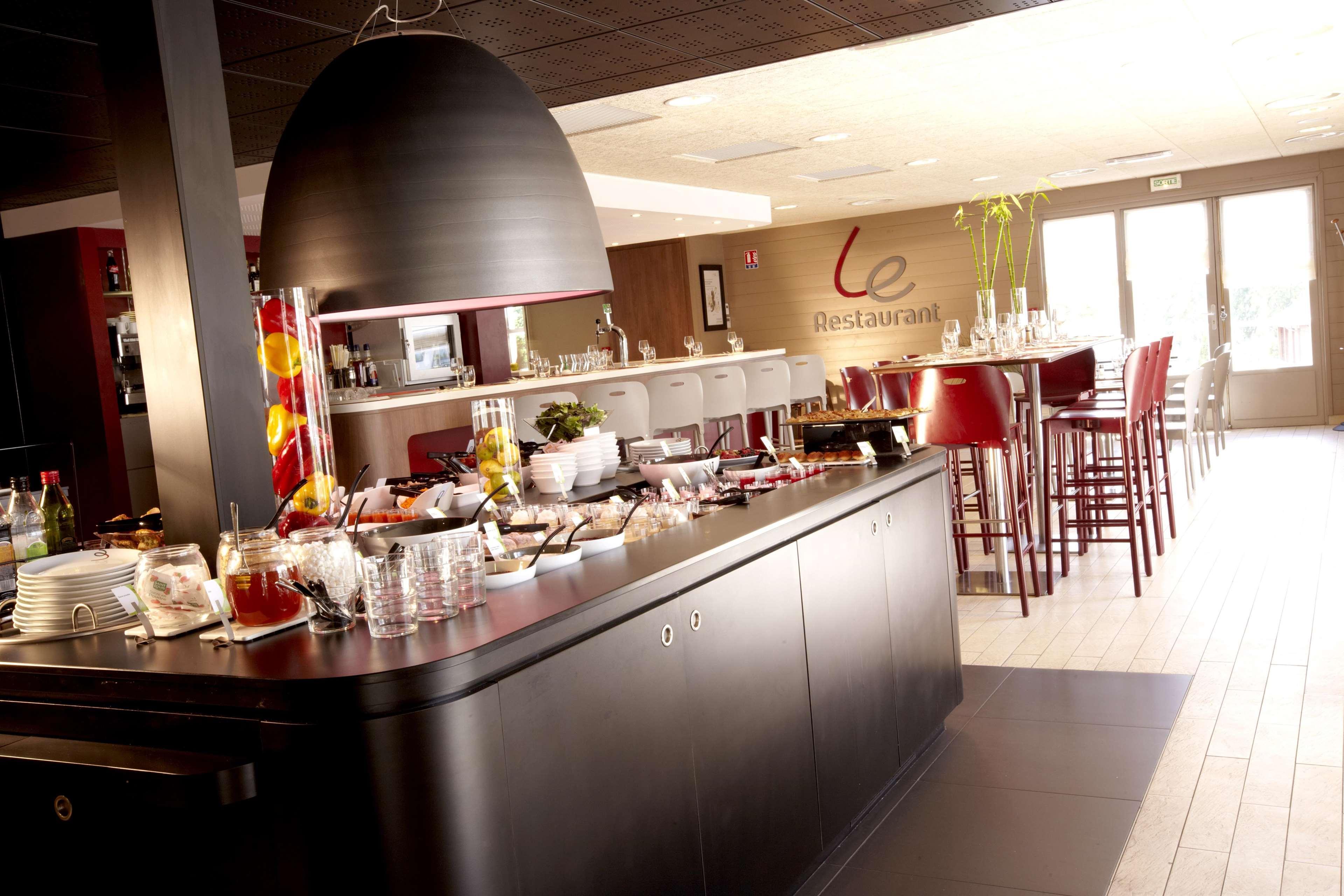 Hotel Campanile Guéret Restauracja zdjęcie
